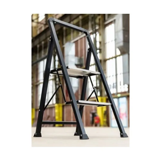 Batavia Sgabello pieghevole 2 gradini, portata 150 kg, spessore chiusa 4,8 cm