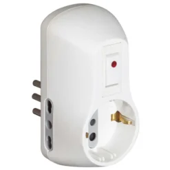 Bticino Adattatore safe 1 presa standard tedesca e 2 prese 10a con interruttore di sicurezza - bianco