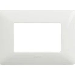 Bticino Placca 3p bianco matix