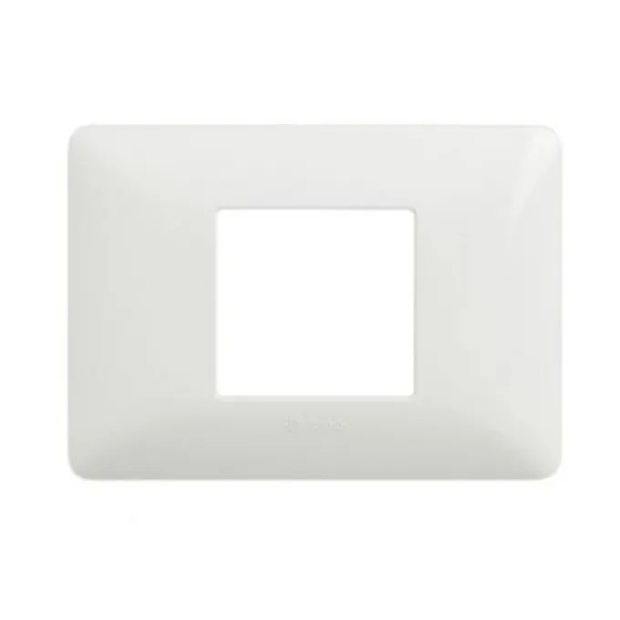 Bticino Placca 2p centrati bianco matix