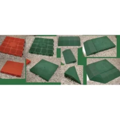 Piastrella modulare, areata e forata, in propilene, adatto per esterni e carrabile, cm 40x40xh.4,5, colore cotto
